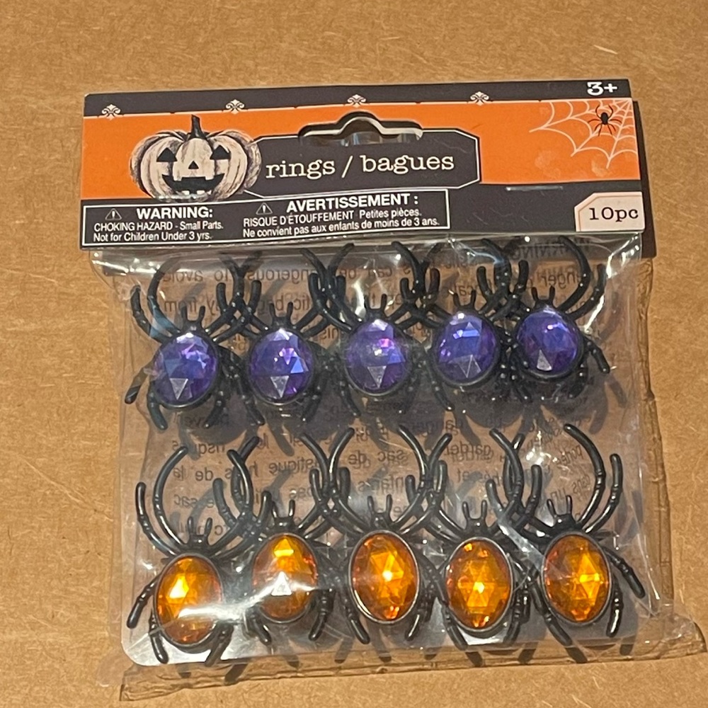 Plastic spider rings 10x